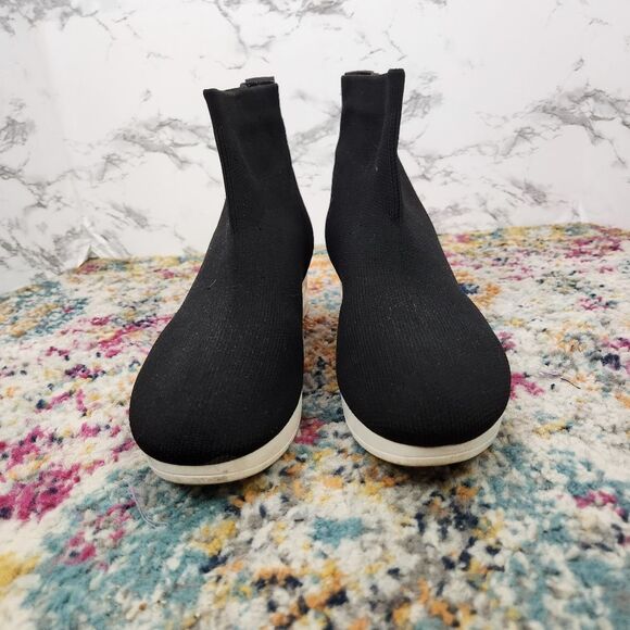 DKNY Black & White Slip On Sock Style Wedge Booties Size 9m - Picture 5 of 11